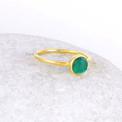 Beautiful Quartz Ring-Emerald Quartz Round Faceted 6mm Gemstone Ring, Gold Plated 925 Sterling Silver Jewelry Ring-Minimalist Stacking Ring