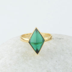 Emerald Quartz Ring, Emerald Quartz 10x16 mm Pyramid Gemstone Ring, Green Emerald Silver Gemstone Bezel Ring, 18k Gold Plated Ring