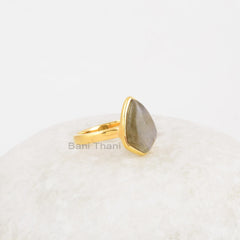 Elegant Labradorite Ring, Labradorite 9x14mm Kite Shape Gemstone Bezel Set Ring, 18k Gold Plated Silver Ring, Christmas Day Gift For Her