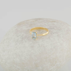 Solid 925 Sterling Silver Ring With Gemstone - Natural Blue Topaz Ring - Middle Finger Ring - Gift Ring for Women - Rectangle Gemstone Ring