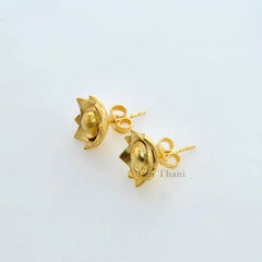 Handmade Stud Earrings-18k Gold Plated Sterling Silver Earrings-Christmas Gift Earrings-Silver Artisan Boho Jewelry-Desinger Flower Earrings
