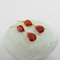 Garnet Quartz Pear Gemstone Drop Earring - Micron Gold Plated 925 Silver Dangle Earring - Handmade Jewelry for Women - Birthday Gift Earring