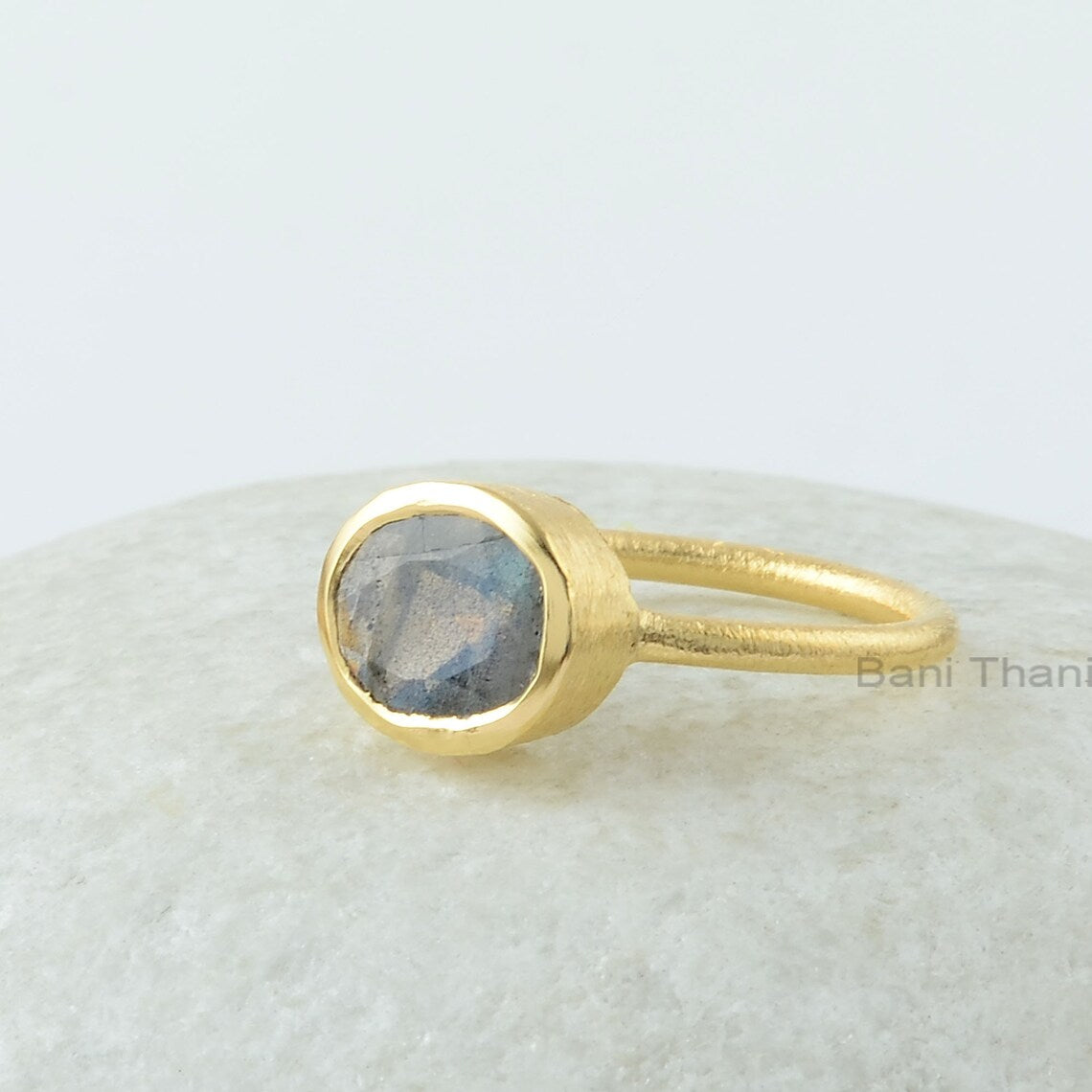 Labradorite Ring - 925 Solid Silver - Gold Plated Ring - Handmade Jewelry - Oval Stone - Dainty Jewelry - Jewelry For Lady - Gift For Lover