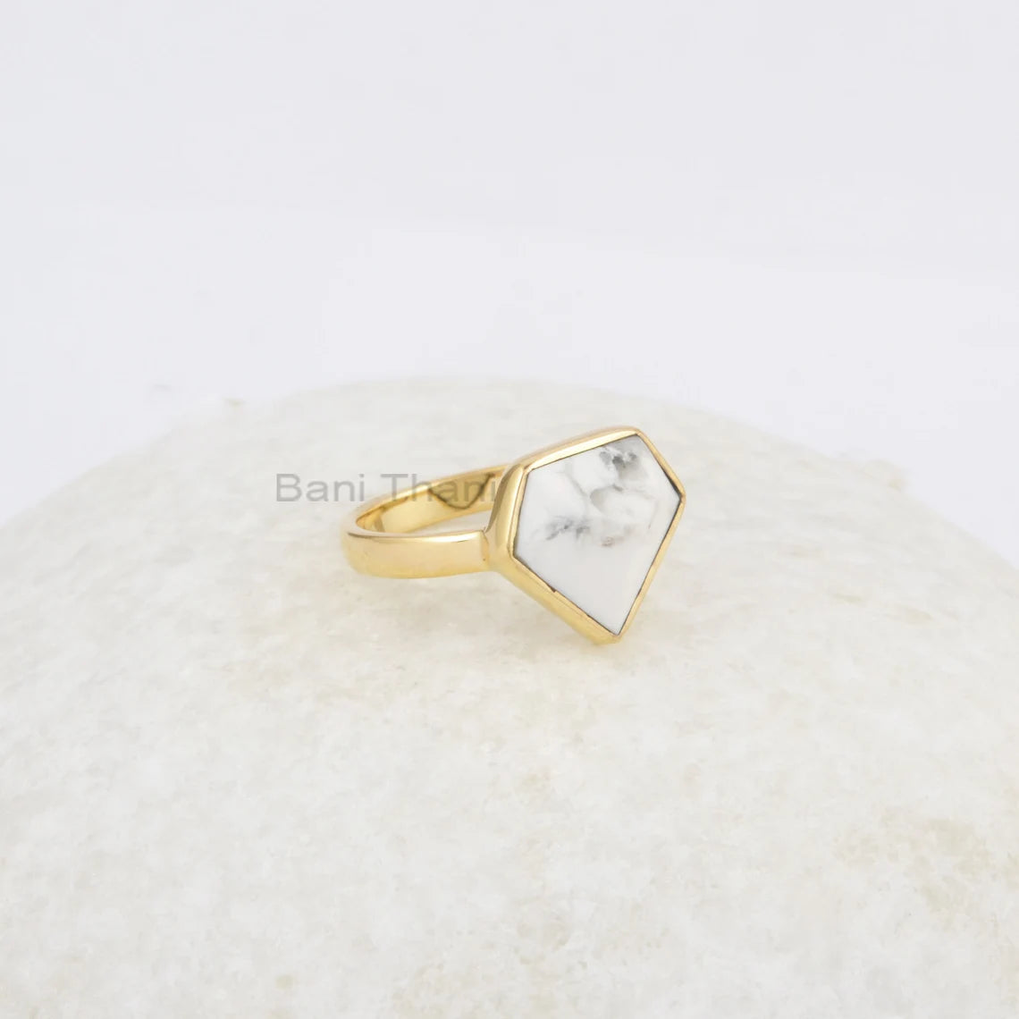 Howlite Ring, Gemstone Silver Ring, 18k Gold Plated Ring, 11x13mm Diamond Shape Handmade Ring, Gift for Her, Delicate Ring, Ring for Women