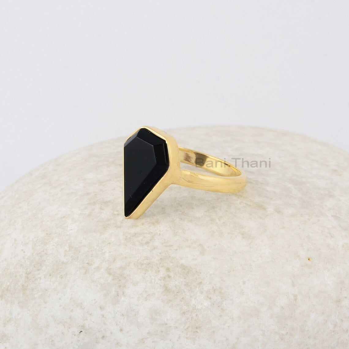 Black Onyx Ring, Diamond Shape Onyx 9x14mm Gemstone Ring, Gold Plated Bezel Ring, Birthday Gift for Mom, Minimalist Ring, Dainty Silver Ring