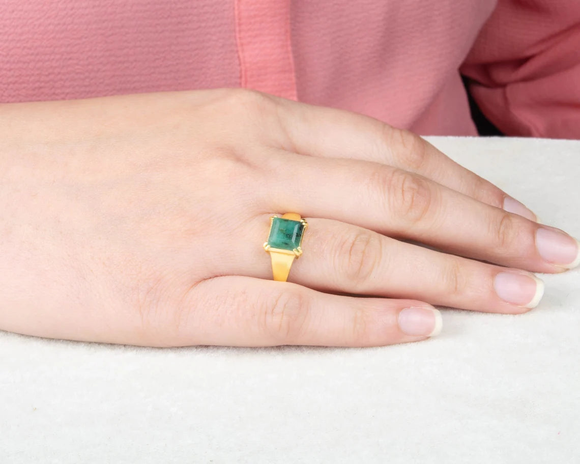 Natural Emerald Gemstone Signet Ring - Gold Plated Ring - Solid 925 Silver Ring - Semi Precious Jewelry - Gift for Wife - Jewelry for Women