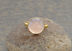 Pink Chalcedony Ring - Bezel Ring - Gemstone Ring - Sterling Silver Ring - Birthstone Ring - 12mm Round Faceted