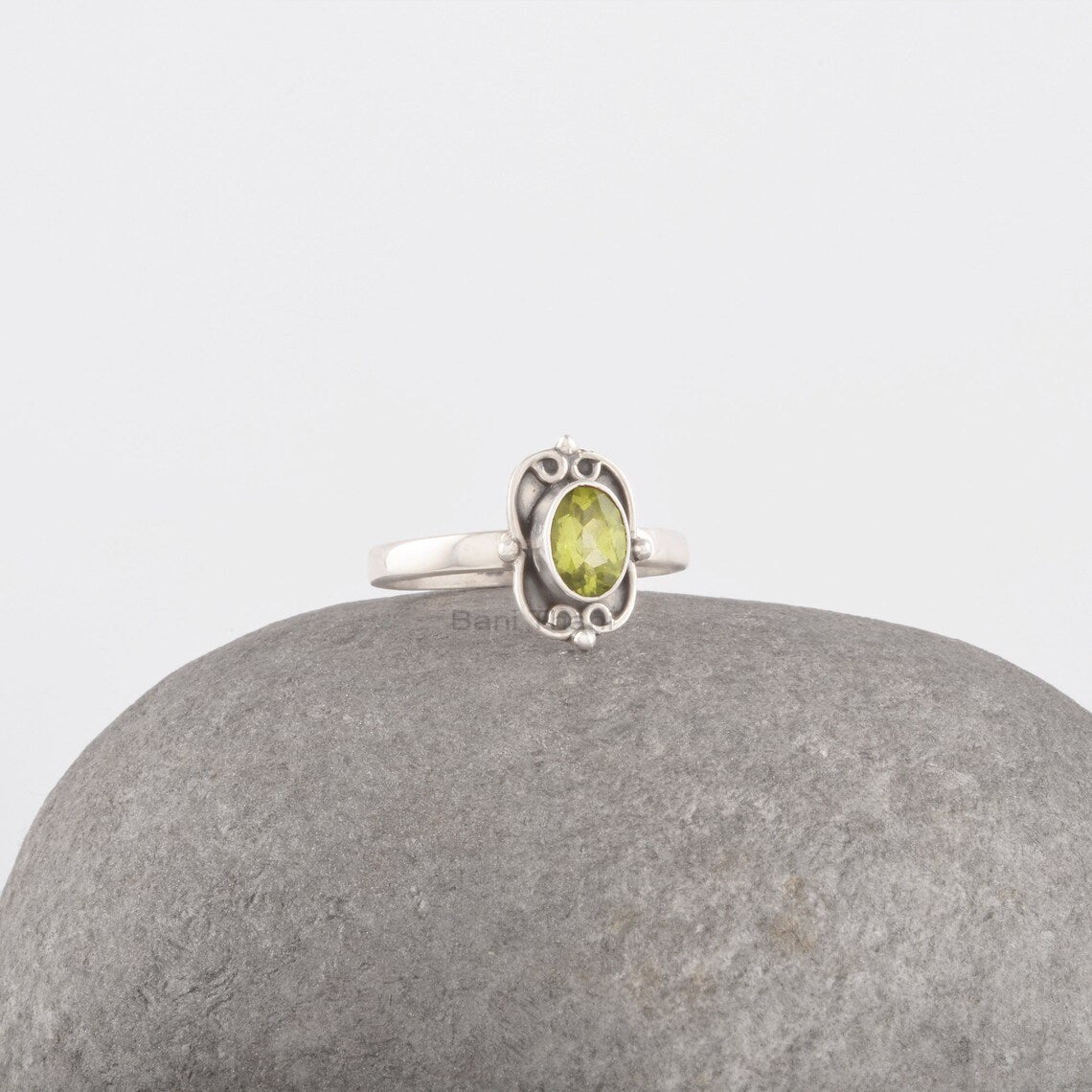 Peridot Silver Ring, Solid 925 Sterling Silver 5x7mm Oval Gemstone Ring, Anniversary Gift Ring For Women, Filigree Ring, Birthstone Ring