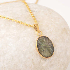 Natural Labradorite Oval Pendant Blue Gemstone Necklace, 925 Silver Gold Plated Hand Carved Stone Necklace, Vintage Simple Necklace For Her