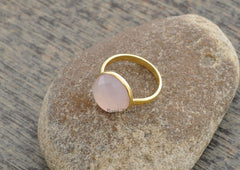 Pink Chalcedony Ring - Bezel Ring - Gemstone Ring - Sterling Silver Ring - Birthstone Ring - 12mm Round Faceted
