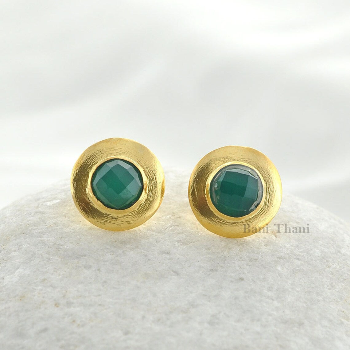 925 Silver Stud Earring - Green Onyx Earring - Round Gemstone Stud - Gold Plated - Designer Textured - Earrings for Womens - 7mm Earring