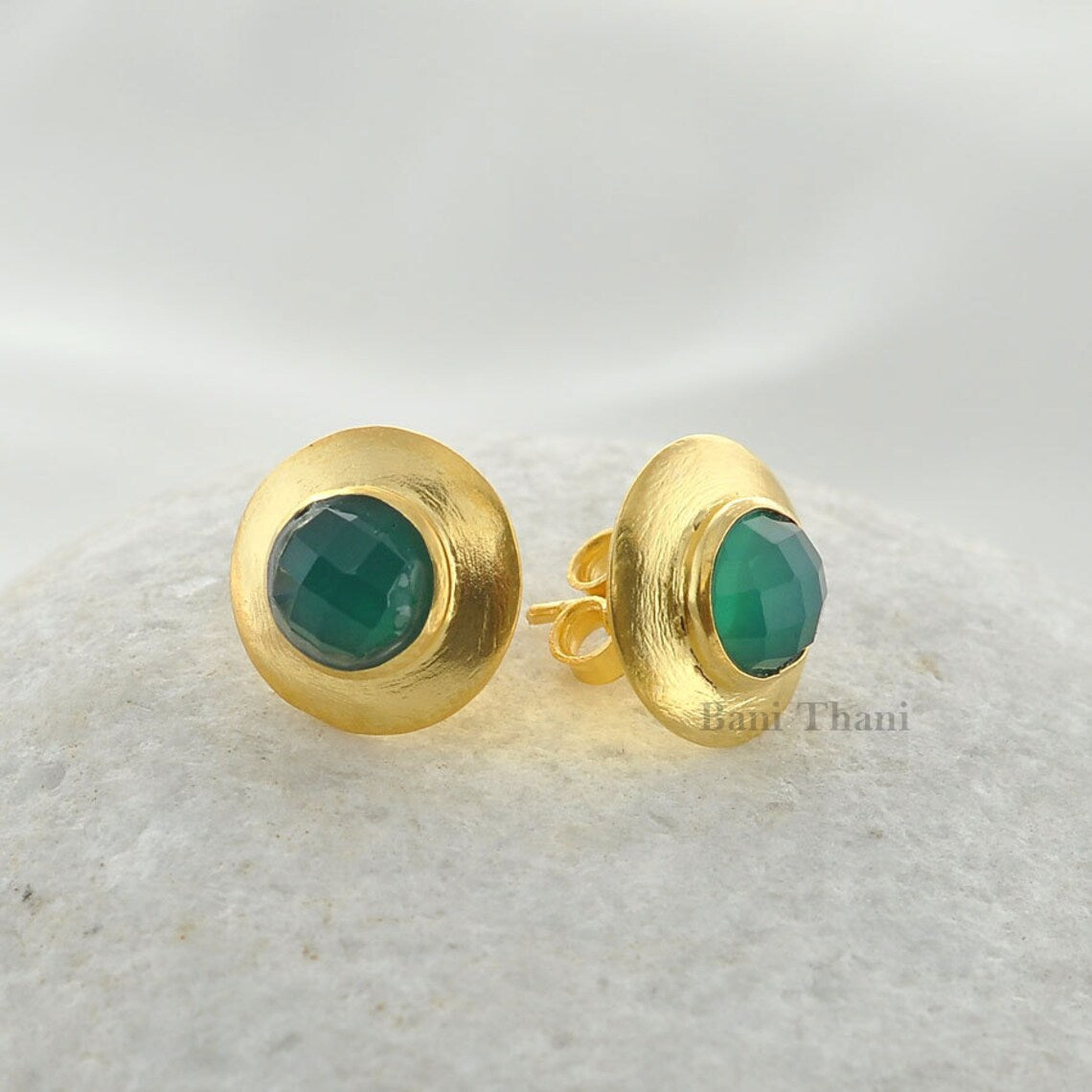 925 Silver Stud Earring - Green Onyx Earring - Round Gemstone Stud - Gold Plated - Designer Textured - Earrings for Womens - 7mm Earring