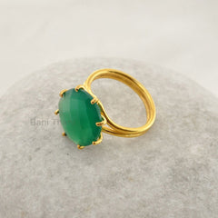 Green Onyx Round Gemstone Ring - 925 Sterling Silver Prong Ring - Gold Plated Handmade Ring - Delicate Ring - Engagement Gift - Gift for Her