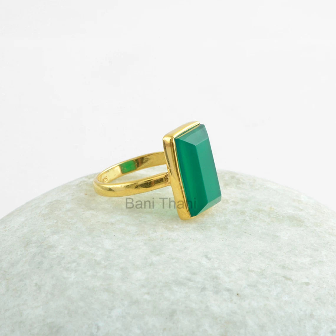 Green Onyx Ring - Pure Silver - Handcrafted Ring - High Quality Jewelry - Step Cut Rectangle - Jewelry For Wholesale - Gift For The Beach